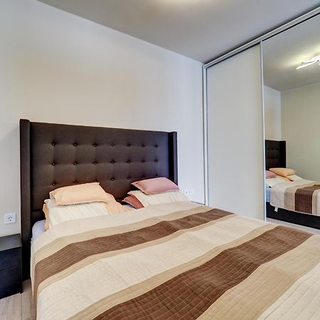 Hajnal Apartman Apartment Сегед Стая снимка