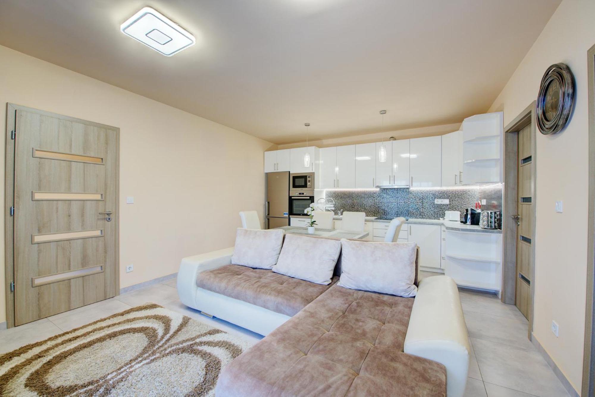 Hajnal Apartman Apartment Сегед Стая снимка