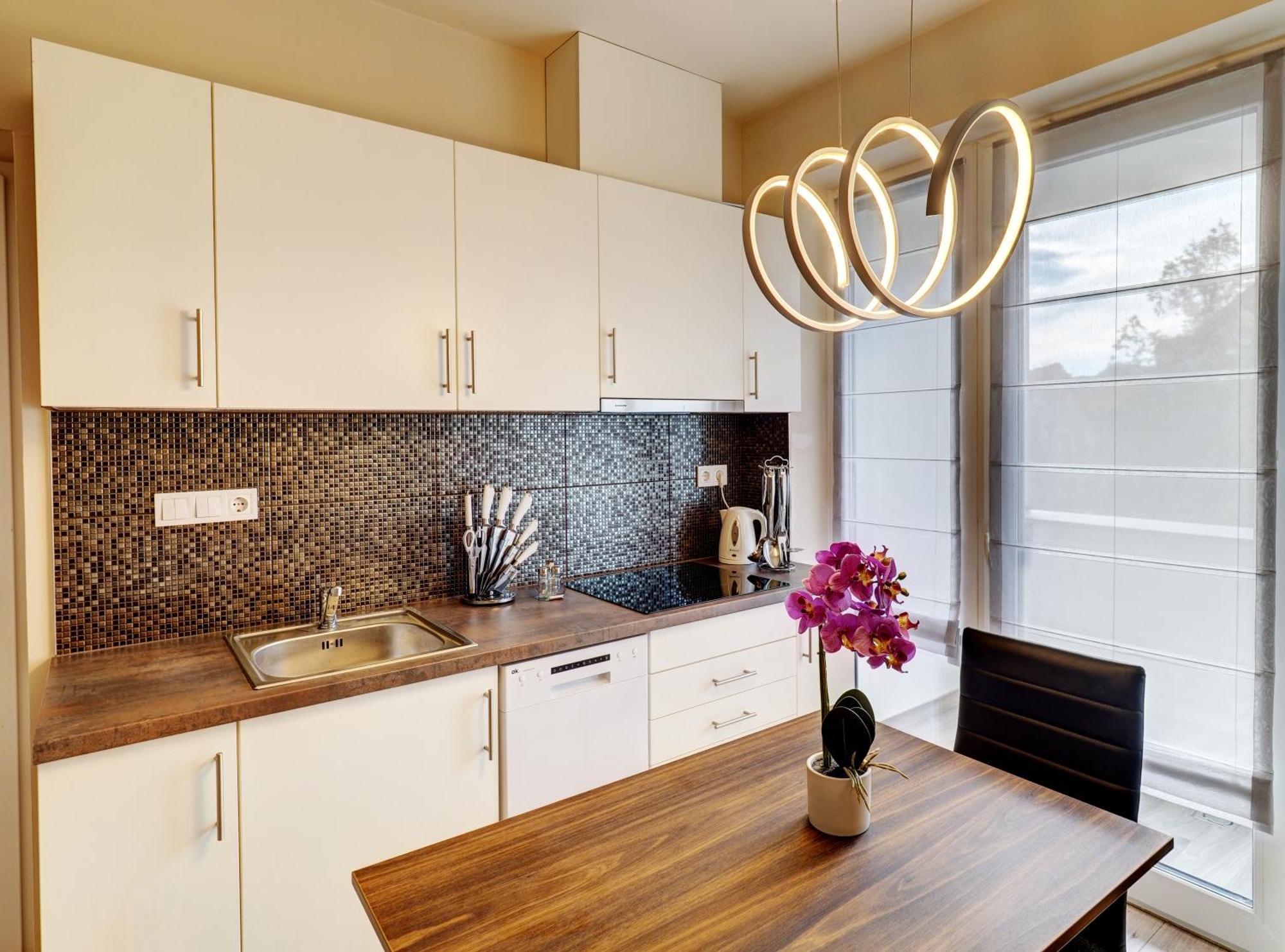 Hajnal Apartman Apartment Сегед Стая снимка